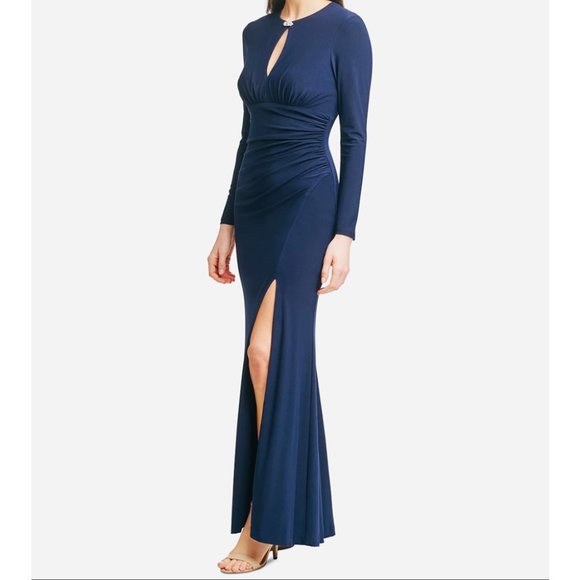 Vince Camuto Dresses & Skirts - Vince Camuto Keyhole Evening Gown front Slit Size 6